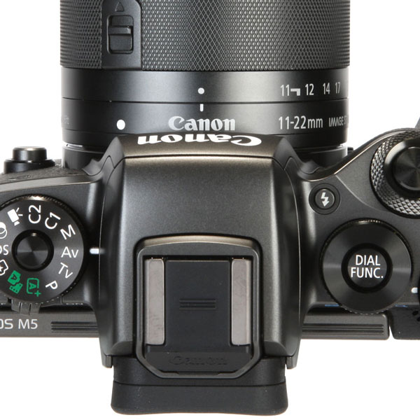 Обзор беззеркальной камеры Canon M5. Мой первый влог